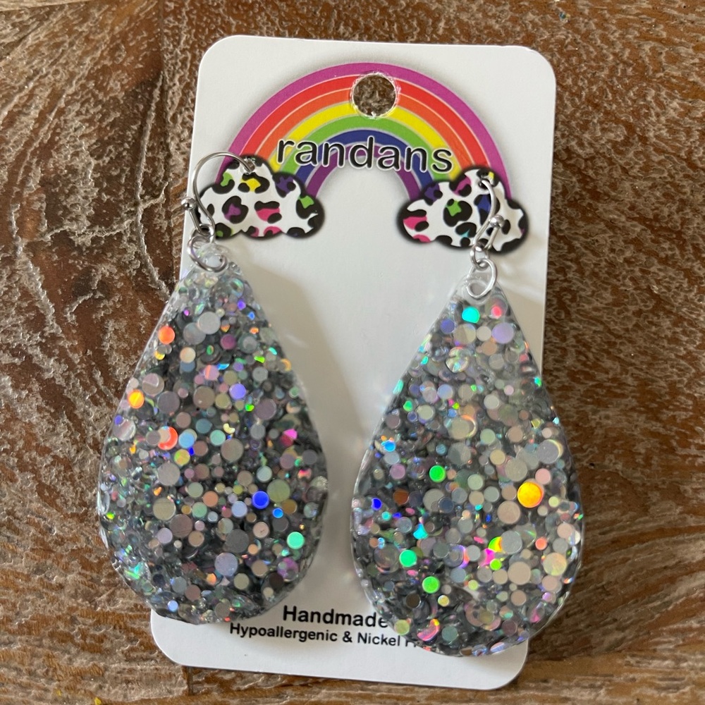Pretty acrylic glitter earrings
